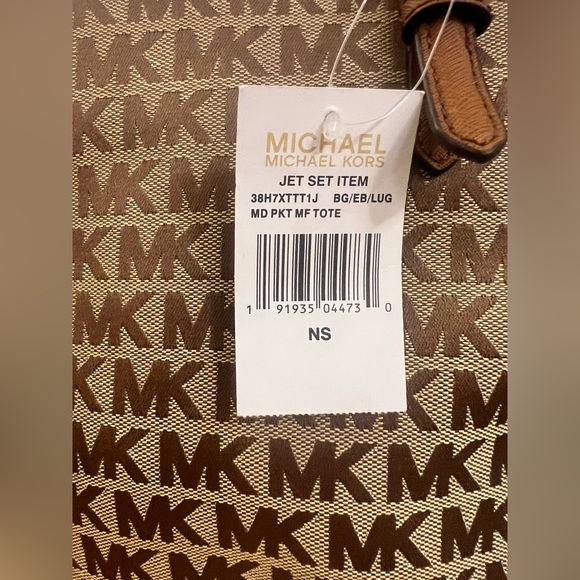 Michael Kors Jet Set MD PKT MF Tote - NWT - Picture 4 of 11